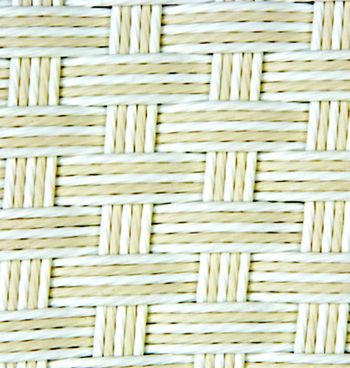 Lloyd Flanders Vinyl Wicker Grand Traverse 43" Oval Cocktail Table 1 Lloyd Flanders Vinyl Wicker Grand Traverse 43" Oval Cocktail Table