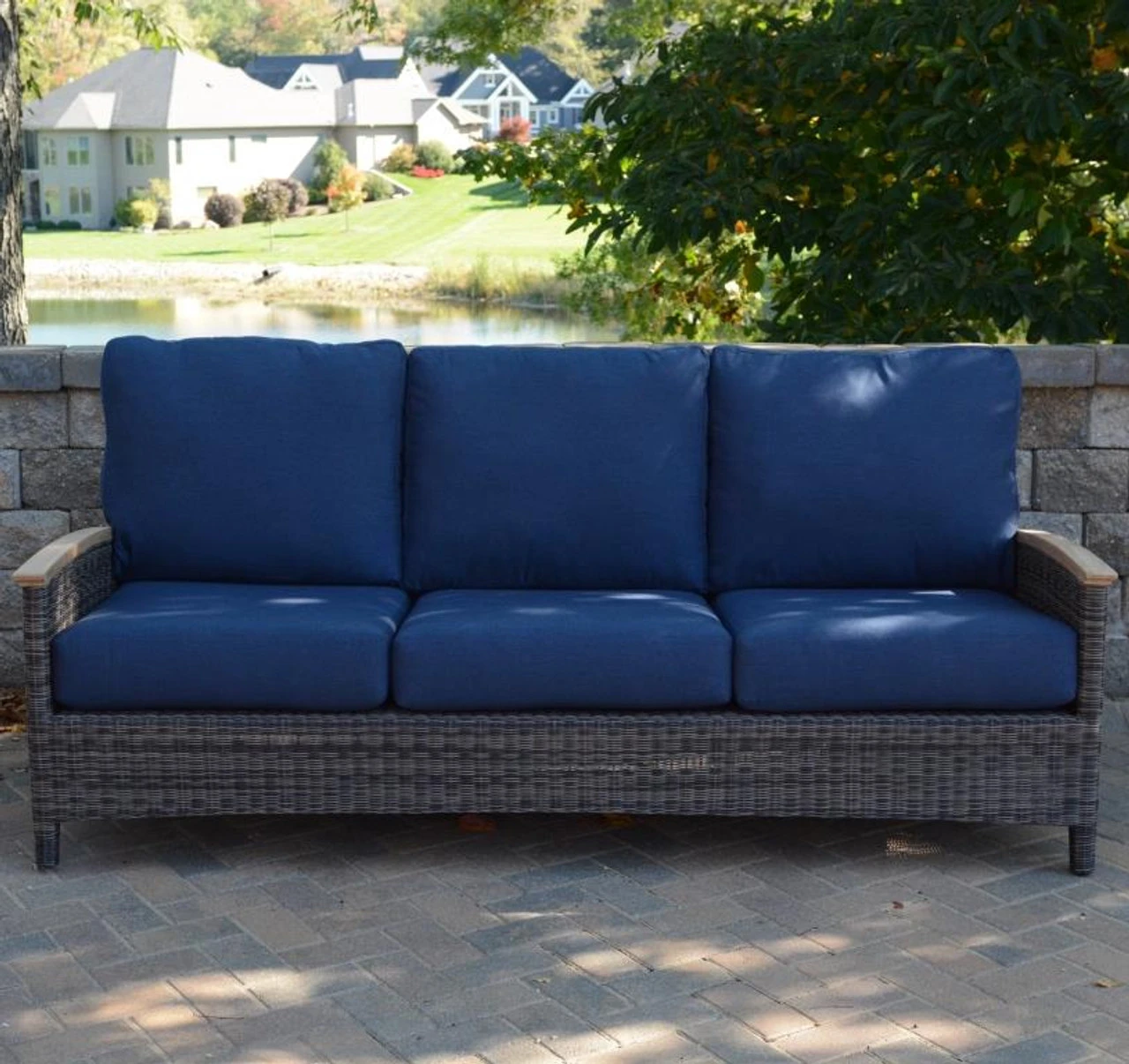 Three Birds Bella Wicker Sofa 2 Three Birds Bella Wicker Sofa - Image 2