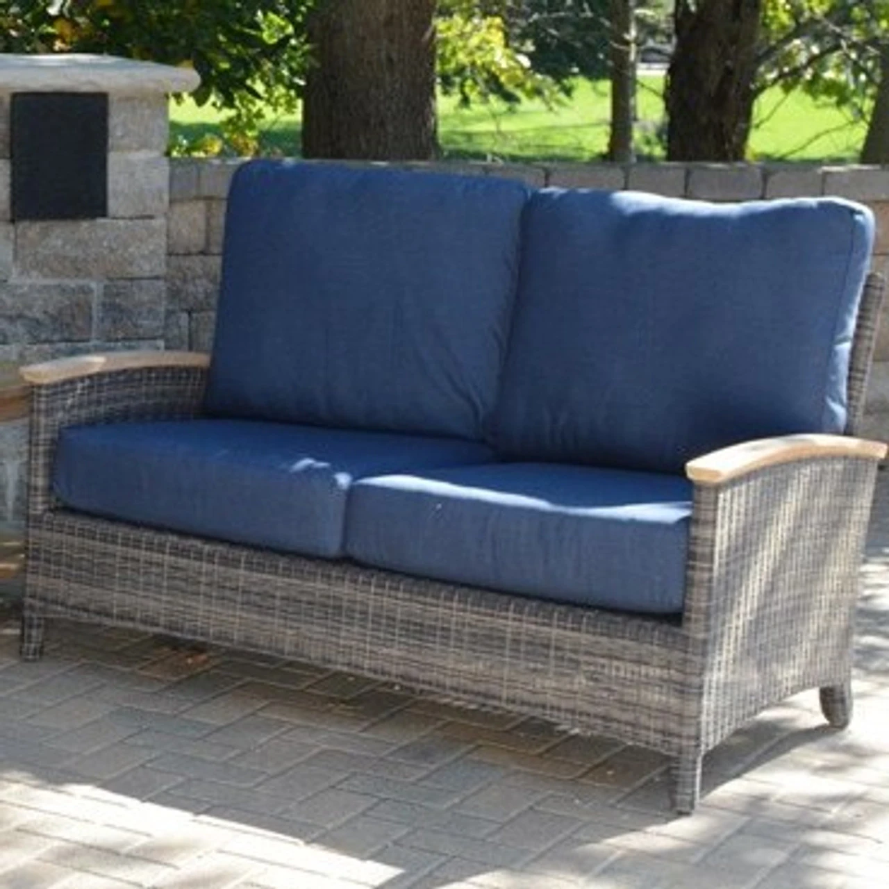 Three Birds Bella Wicker Loveseat 3 Three Birds Bella Wicker Loveseat - Image 3