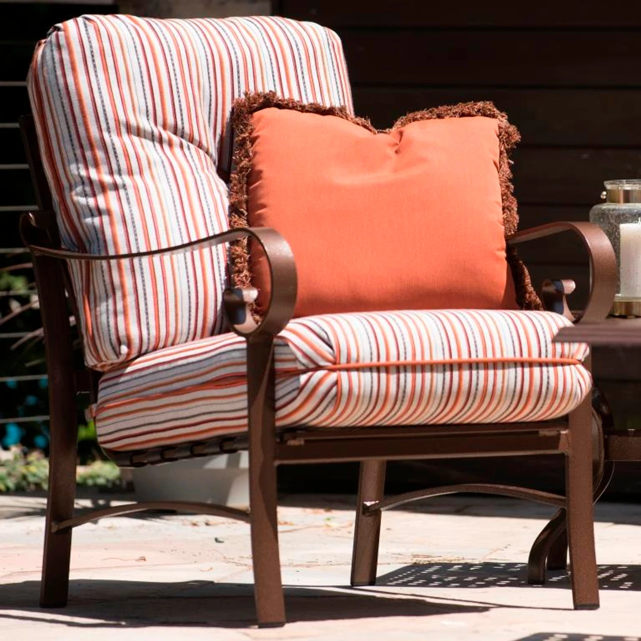 Woodard Aluminum Belden Cushion Lounge Chair 2 Woodard Aluminum Belden Cushion Lounge Chair - Image 2