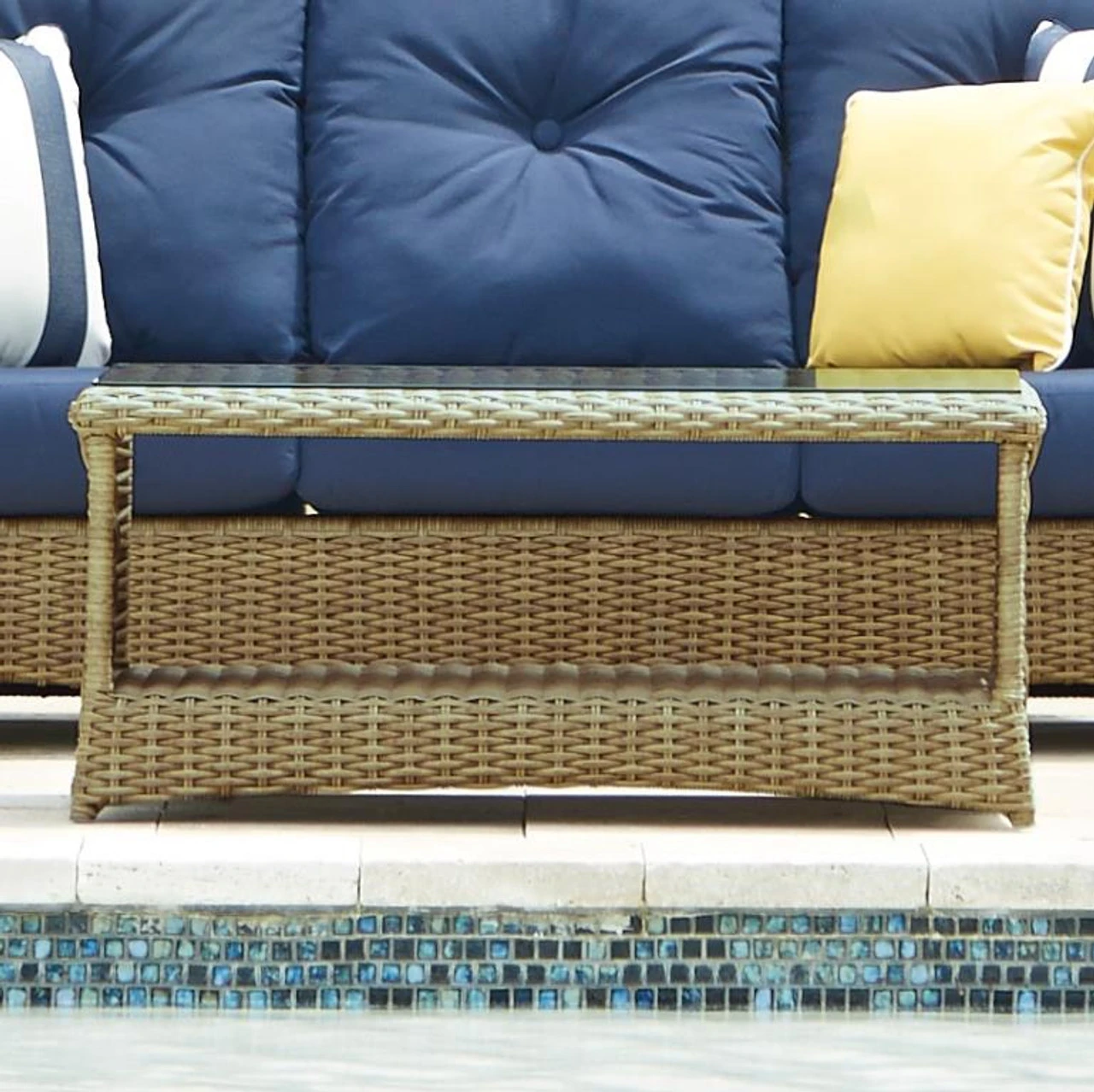 Lloyd Flanders Vinyl Wicker Magnolia 43" Cocktail Table 5 Lloyd Flanders Vinyl Wicker Magnolia 43" Cocktail Table - Image 5