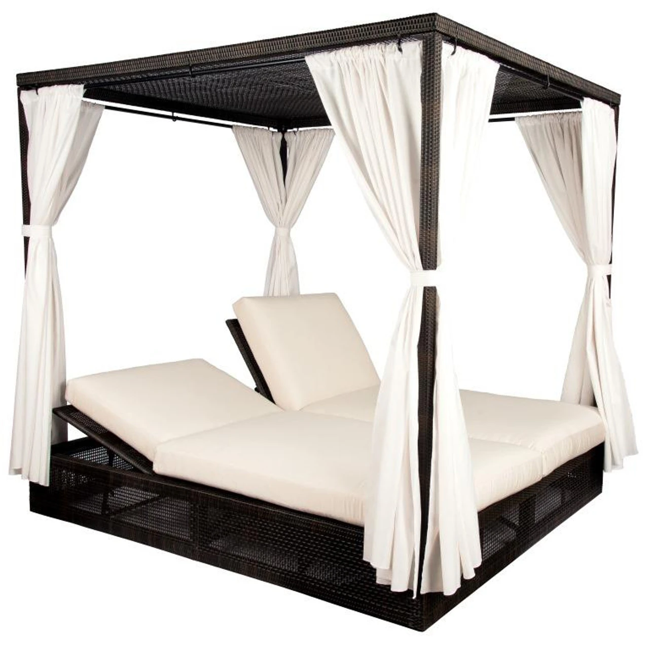 Whitecraft By Woodard Montecito Wicker Day Bed 1 Whitecraft By Woodard Montecito Wicker Day Bed