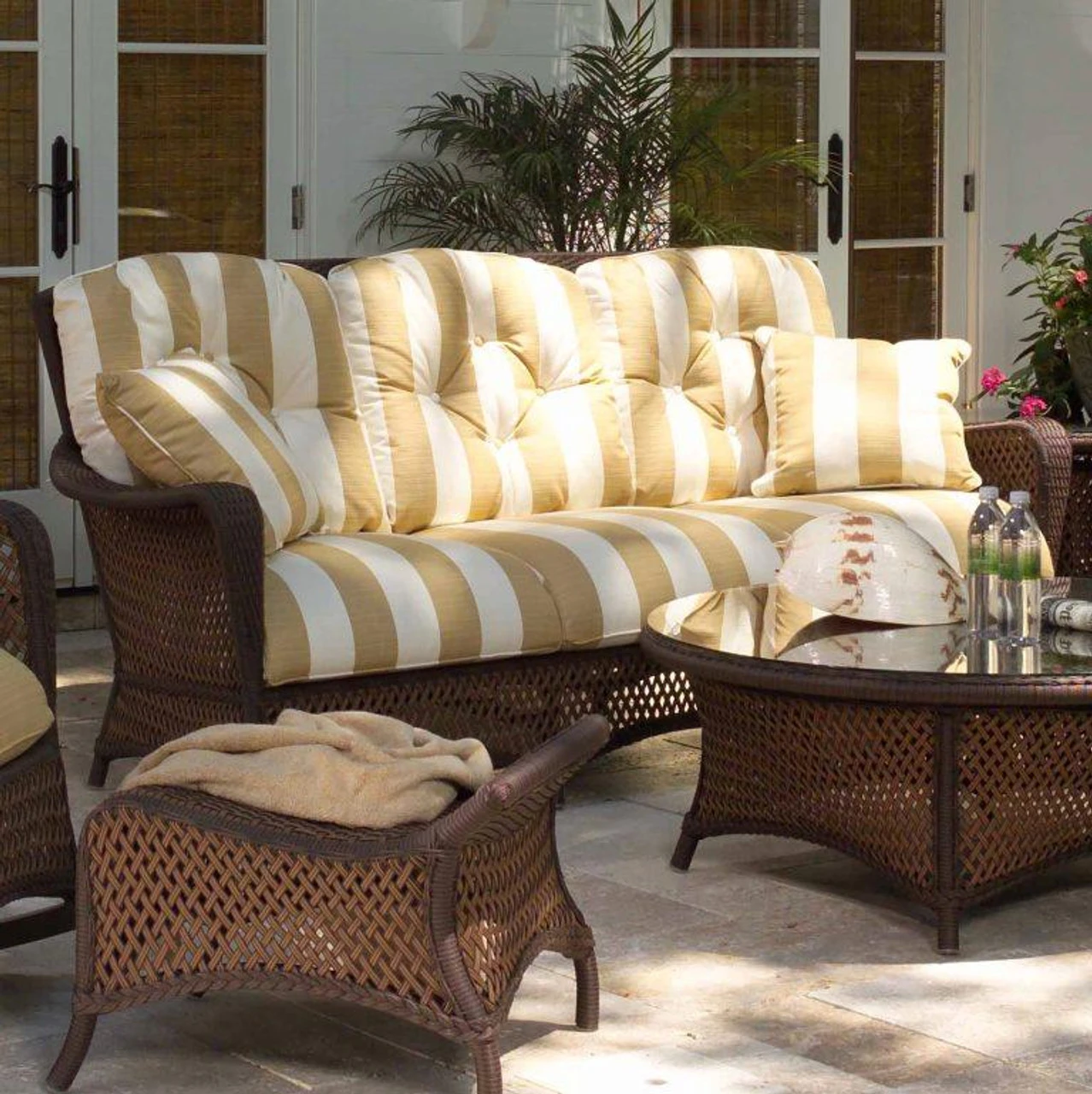 Lloyd Flanders Vinyl Wicker Grand Traverse Sofa 3 Lloyd Flanders Vinyl Wicker Grand Traverse Sofa - Image 3