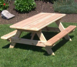 Kid's Table In Cedar (22" Wide)