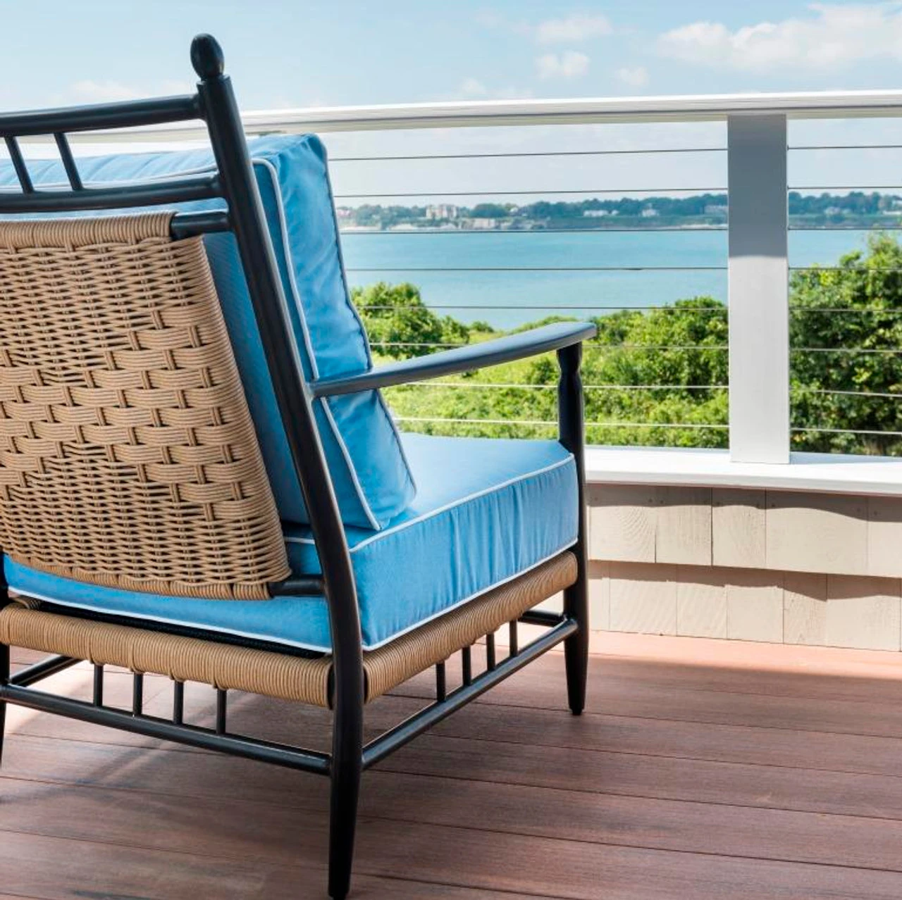 Lloyd Flanders Vinyl Wicker Low Country Lounge Chair 5 Lloyd Flanders Vinyl Wicker Low Country Lounge Chair - Image 5