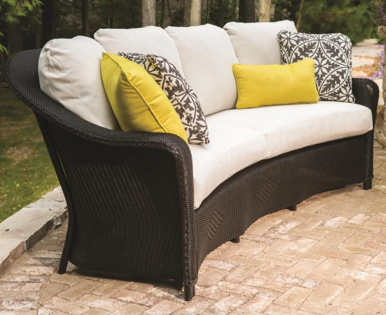 Lloyd Flanders Loom Reflections Crescent Sofa 2 Lloyd Flanders Loom Reflections Crescent Sofa - Image 2