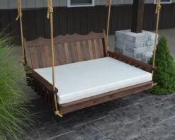 Royal English Cedar Garden Swing Bed (4', 5' Or 6')
