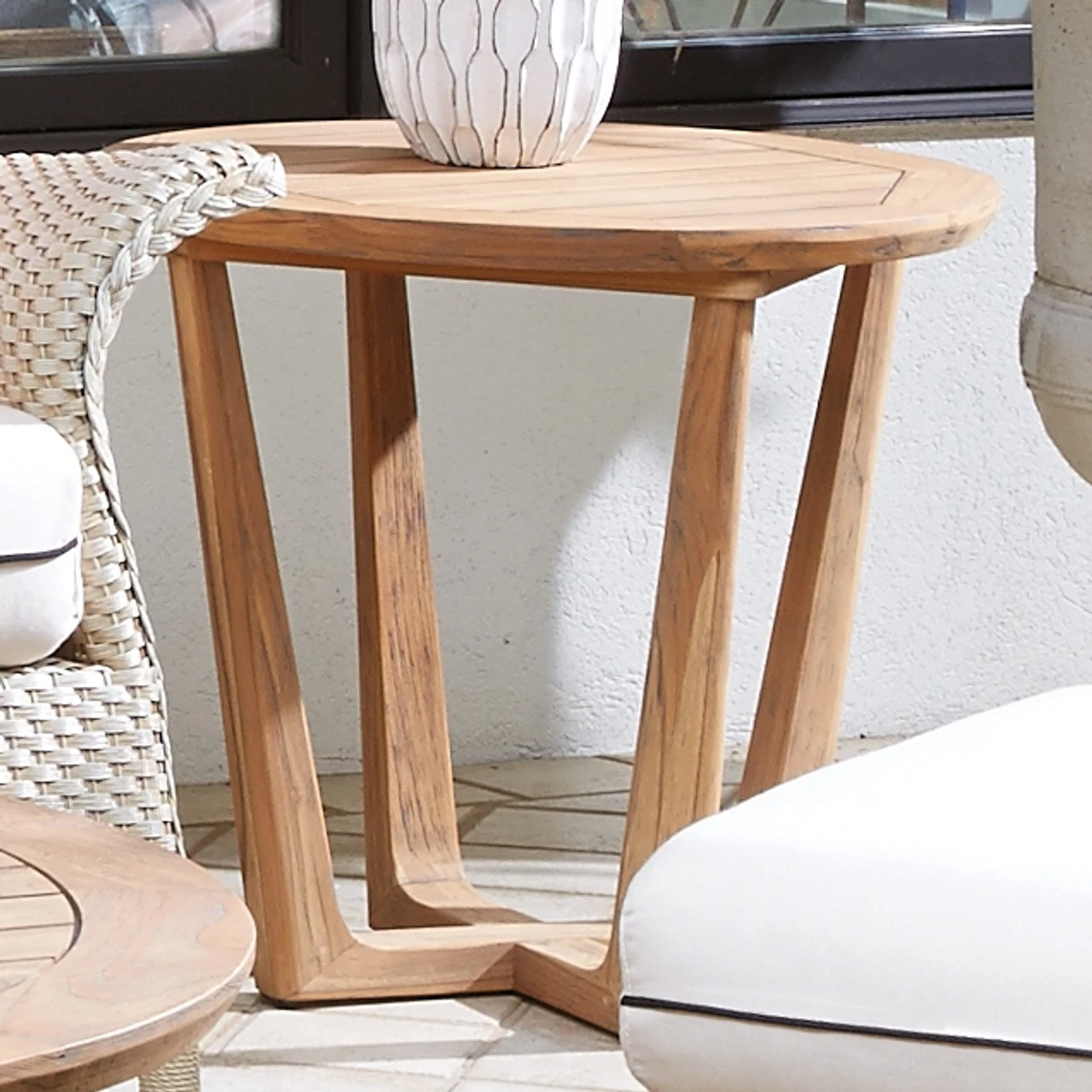 Lloyd Flanders TeakSled Base 24" Round End Table 2 Lloyd Flanders TeakSled Base 24" Round End Table - Image 2