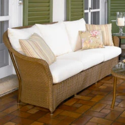 Lloyd Flanders Loom Weekend Retreat Sofa